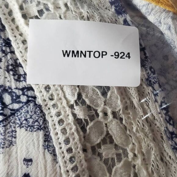 Jolt Size Small Juniors Blue Floral Top - Picture 8 of 8